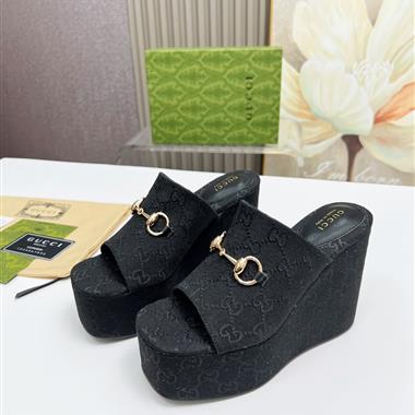 GUCCI   2025新款女生休閒時尚鞋子
