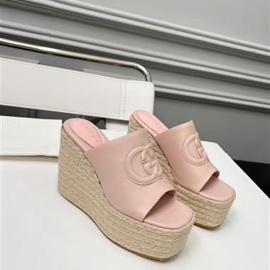 GUCCI   2025新款女生休閒時尚鞋子