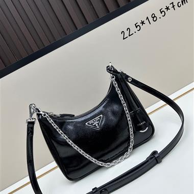 PRADA   2025新款女生時尚包包 尺寸：22.5*18.5*7CM