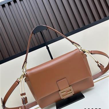 FENDI  2025新款女生時尚包包 尺寸：26.5*18*8.5CM