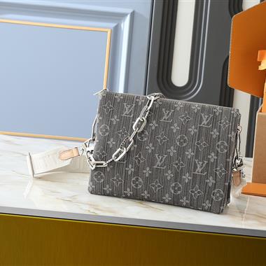 LOUIS VUITTON    2025新款女生時尚包包  尺寸：26 x 20 x 12CM