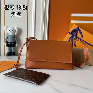 LOUIS VUITTON    2025新款女生時尚包包  尺寸：30*18*12CM