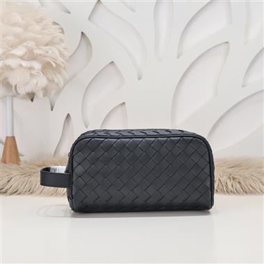 BOTTEGA VENETA    2025新款男生時尚包包  尺寸：25*14*10CM