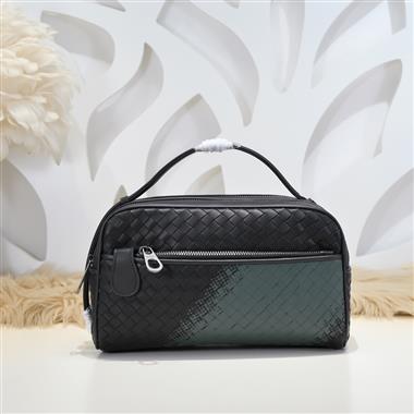 BOTTEGA VENETA    2025新款男生時尚包包  尺寸：26*15*11CM