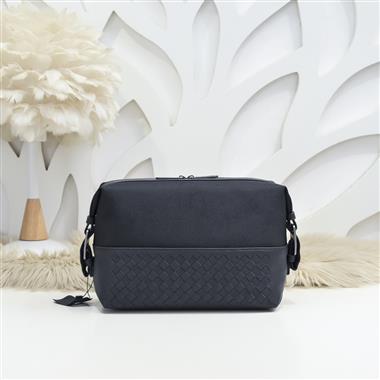 BOTTEGA VENETA    2025新款男生時尚包包  尺寸：25*15*10CM