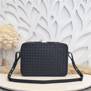 BOTTEGA VENETA    2025新款男生時尚包包  尺寸：37*26*7CM