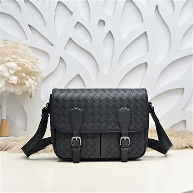 BOTTEGA VENETA    2025新款男生時尚包包  尺寸：30*22*9CM