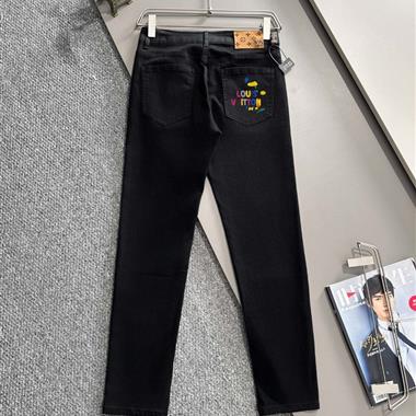 LouisVuitton   2025夏季新款休閒牛仔褲
