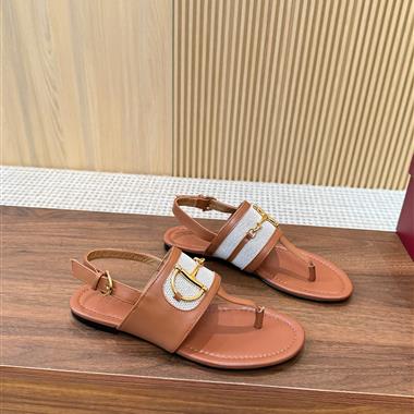 GUCCI  2025新款女生休閒時尚鞋子