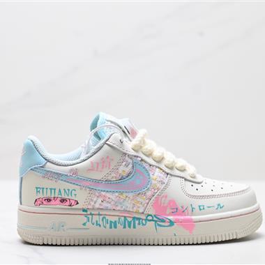 NIKE AIR FORCE 1‘07