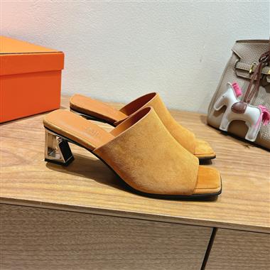 HERMES   2025新款女生休閒時尚鞋子