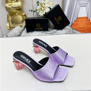 VERSACE   2025新款女生休閒時尚鞋子