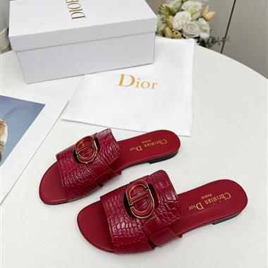 DIOR   2025新款女生休閒時尚鞋子