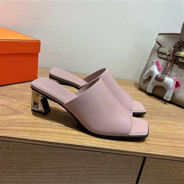 HERMES   2025新款女生休閒時尚鞋子