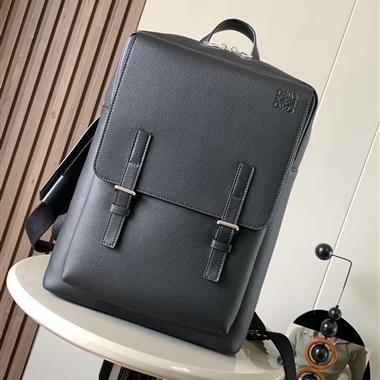 LOEWE  2025新款男生時尚包包 尺寸：29*32*12CM