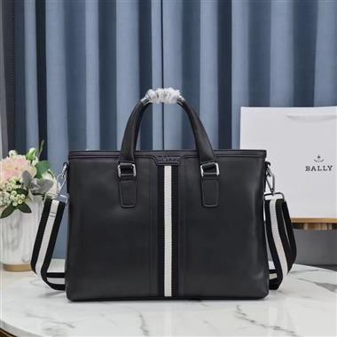 BALLY   2025新款男生時尚包包   尺寸：41- 21-8CM