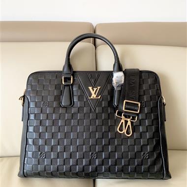 LOUIS VUITTON   2025新款男生時尚包包   尺寸：39-28-6CM