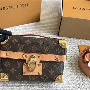 LOUIS VUITTON    2025新款男生時尚包包   尺寸：19*15*7CM