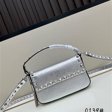 Valentino  2025新款女生時尚包包   尺寸：19*13.5*3CM