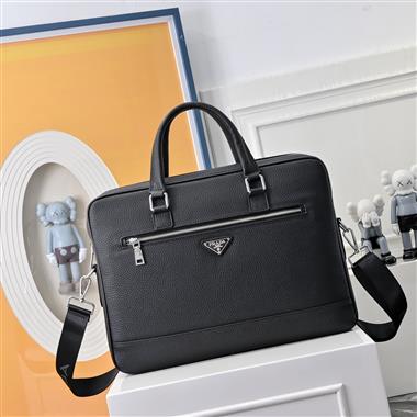 PRADA   2025新款男生時尚包包   尺寸：29*40*8CM