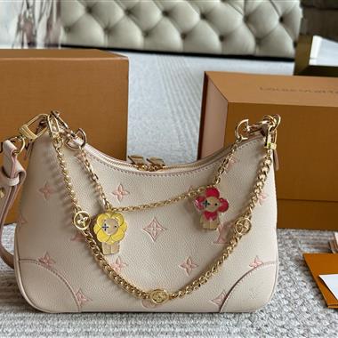 LOUIS VUITTON    2025新款女生時尚包包   尺寸：29*16CM