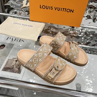 Louis Vuitton   2025新款女生休閒時尚鞋子