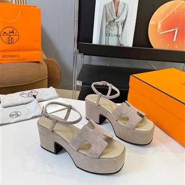 HERMES   2025新款女生休閒時尚鞋子