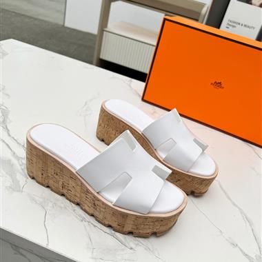 HERMES   2025新款女生休閒時尚鞋子
