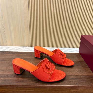 GUCCI   2025新款女生休閒時尚鞋子