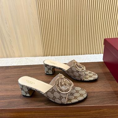 GUCCI   2025新款女生休閒時尚鞋子