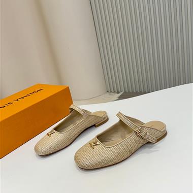 Louis Vuitton  2025新款女生休閒時尚鞋子