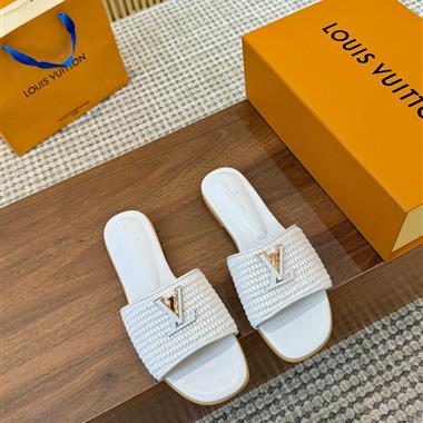 Louis Vuitton   2025新款女生休閒時尚鞋子