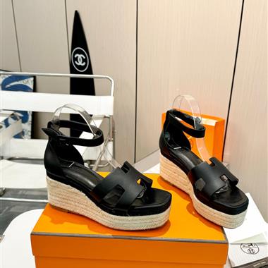 HERMES   2025新款女生休閒時尚鞋子