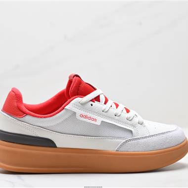 Adidas 休閑運動鞋