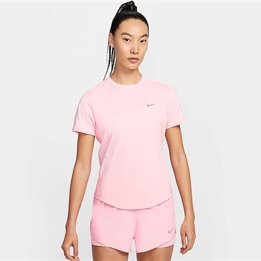 NIKE   2025夏季新款女生短袖T恤