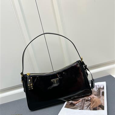 PRADA   2025新款女生時尚包包 尺寸：34*19.5*10CM
