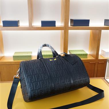 FENDI   2025新款男生時尚包包 尺寸：45*26*20CM