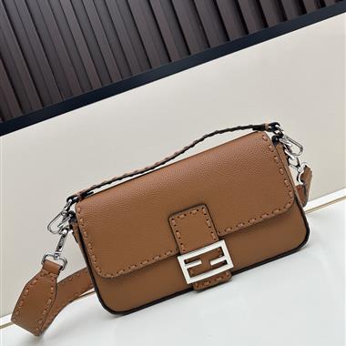 FENDI   2025新款女生時尚包包 尺寸：27*15*6CM