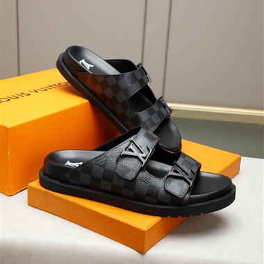 Louis Vuitton   2025新款男生休閒時尚鞋子
