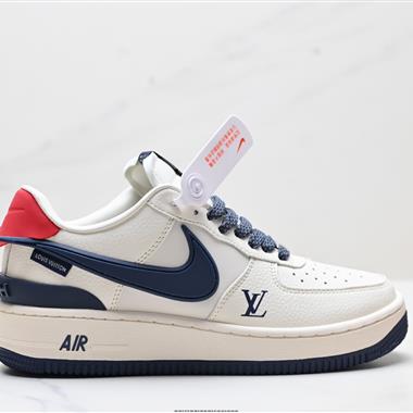 NIKE AIR FORCE 1 LOW SP