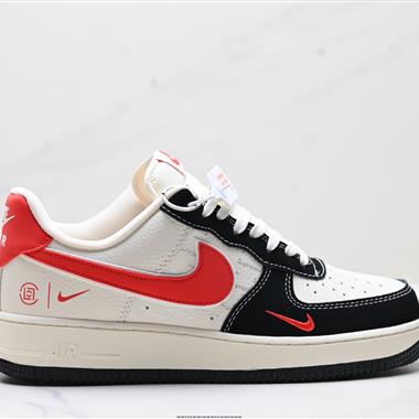 NIKE AIR FORCE 1 LOW