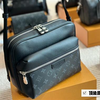 LOUIS VUITTON    2025新款時男生時尚包包   尺寸：26*20*10.5CM