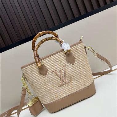 LOUIS VUITTON    2025新款時女生時尚包包   尺寸：20*20.5*11CM