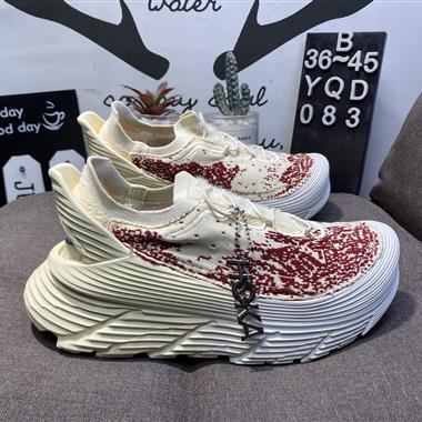 HOKA ONE ONE Restore TC Chukka 透氣增高跑步鞋