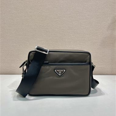 PRADA   2025新款男生時尚皮夾 尺寸：23*16*7CM