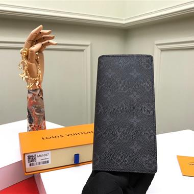 LOUIS VUITTON   2025新款男生時尚皮夾 尺寸：10*19*2CM