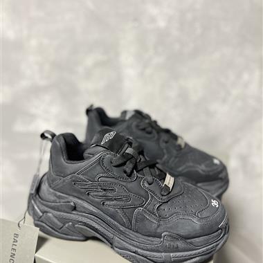 BALENCIAGA   2025新款女生休閒時尚鞋子