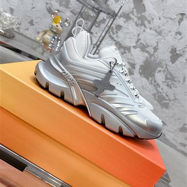 DIOR   2025新款男生休閒時尚鞋子