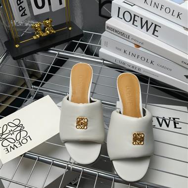 LOEWE   2025新款女生休閒時尚鞋子