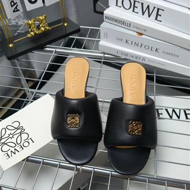 LOEWE   2025新款女生休閒時尚鞋子